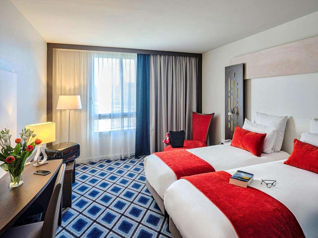 Mercure Chartres Cathedrale Стая снимка